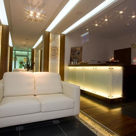 Hotel Perla Bieszczadow Geovita Чорна Екстер'єр фото