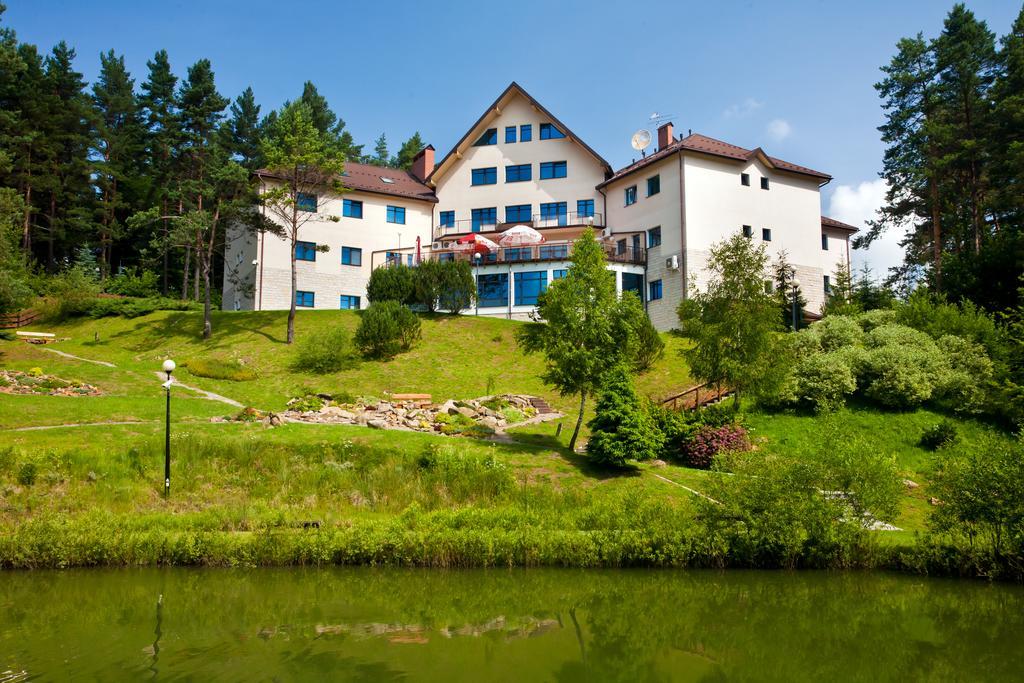 Hotel Perla Bieszczadow Geovita Чорна Екстер'єр фото