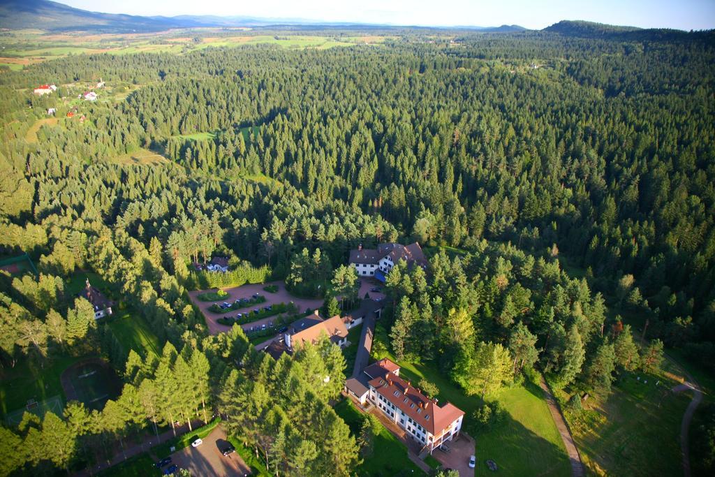Hotel Perla Bieszczadow Geovita Чорна Екстер'єр фото