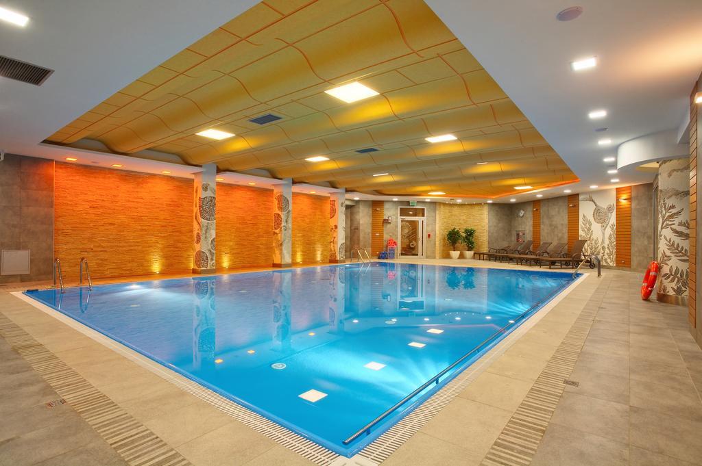 Hotel Perla Bieszczadow Geovita Чорна Екстер'єр фото