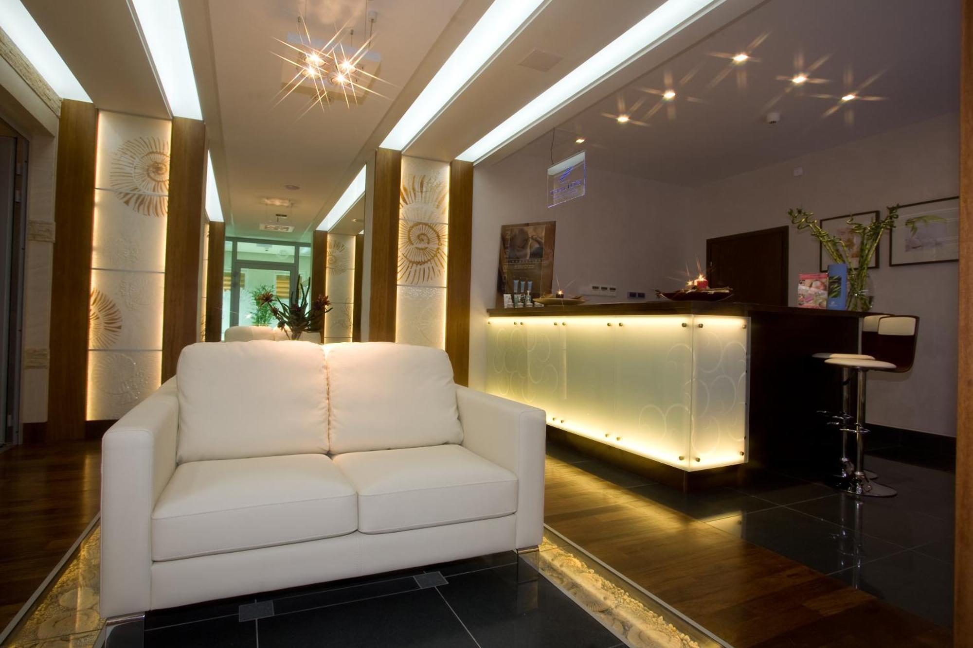 Hotel Perla Bieszczadow Geovita Чорна Екстер'єр фото
